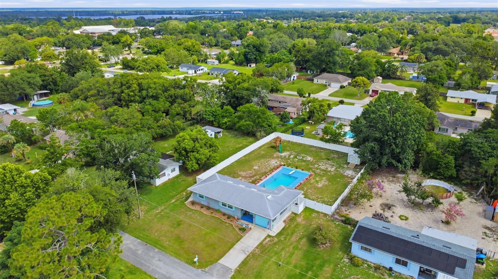 LAKE MARIE ESTATES 03 - Residential