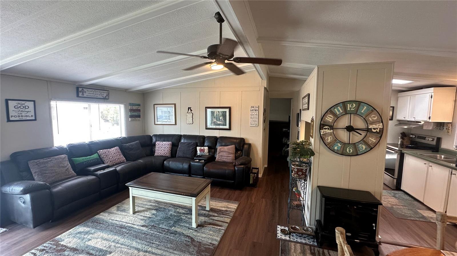 SHADOW BROOK MOBILE HOME - Residential