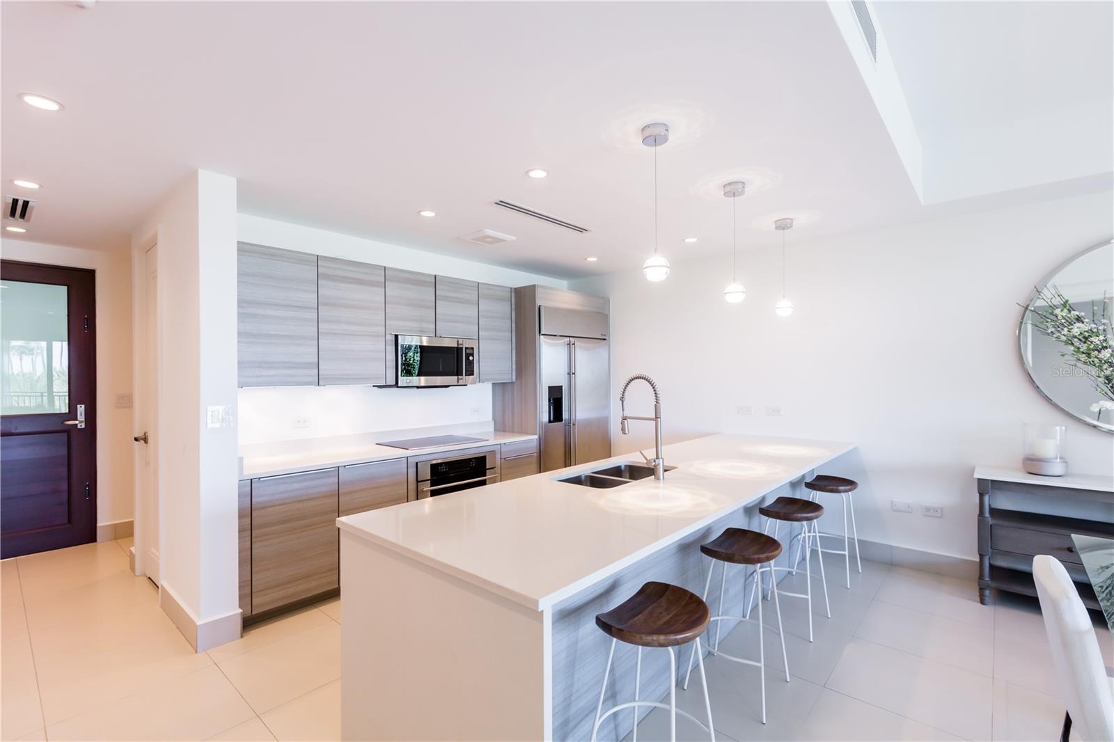 LAS VENTANAS II CONDOMINIUM - Residential