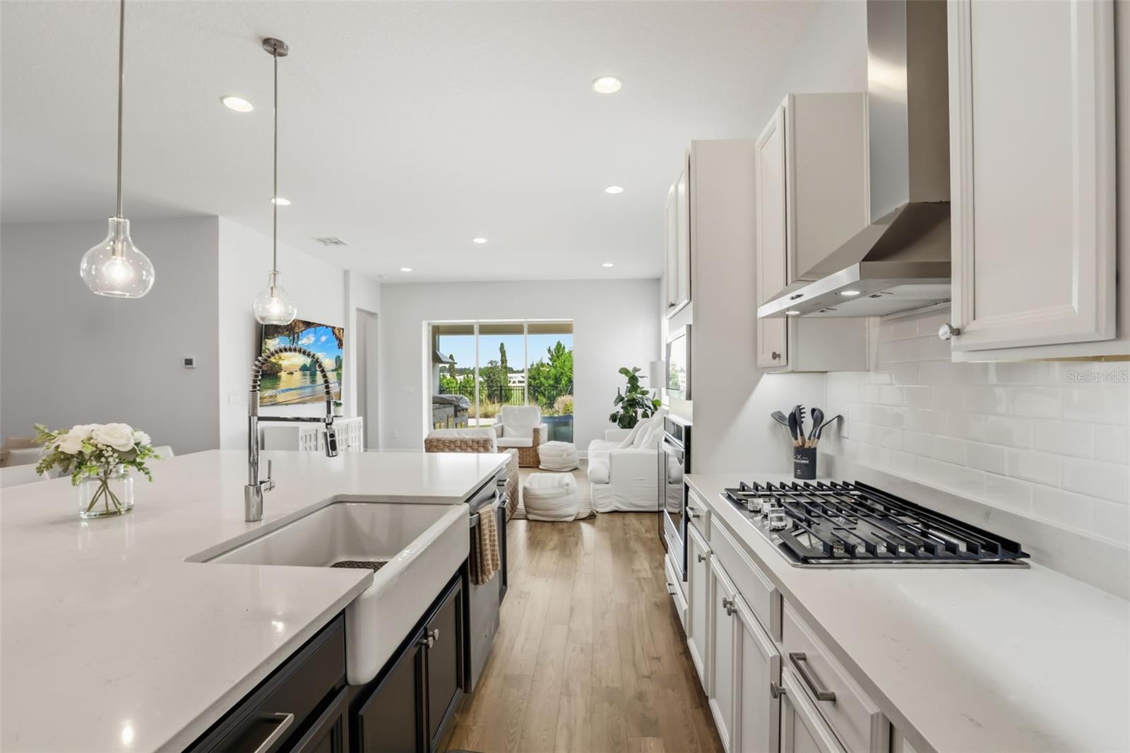 BELLA COLLINA WEST SUB - Residential Lease