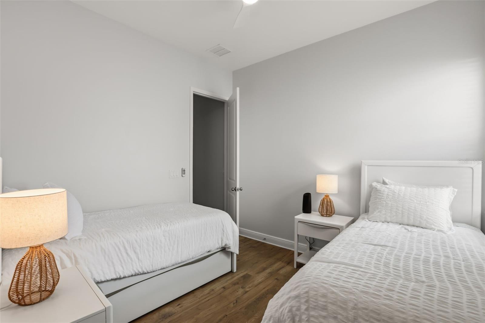 BELLA COLLINA WEST SUB - Residential Lease