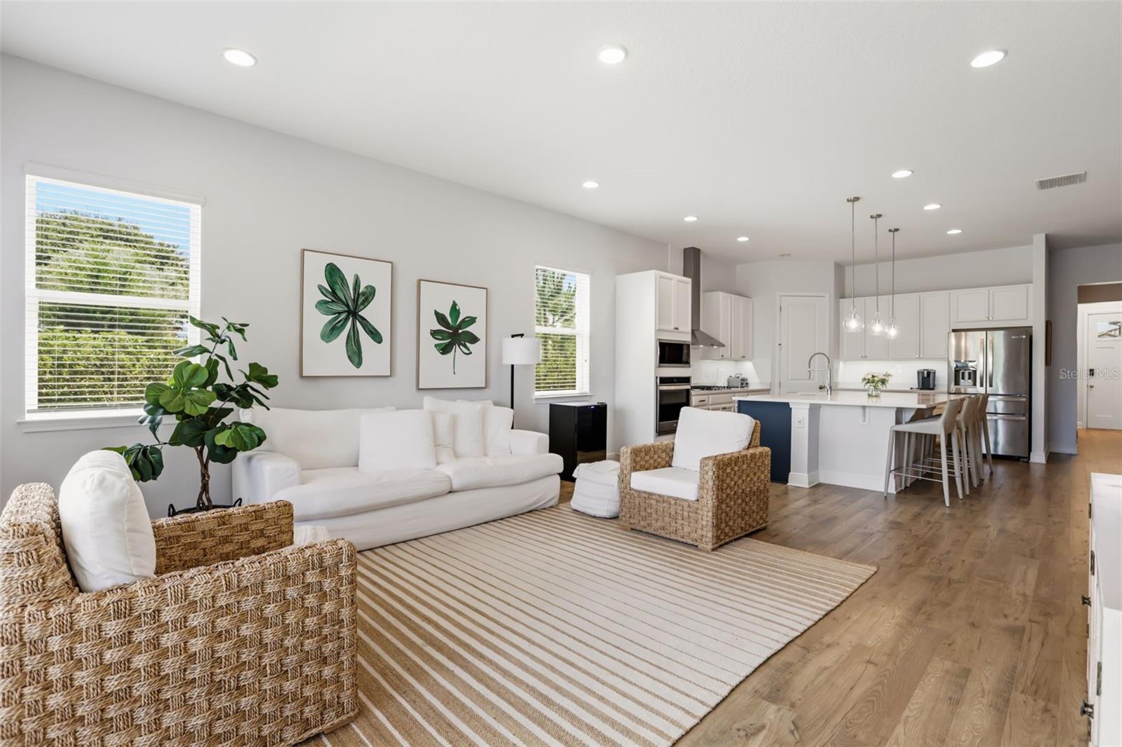 BELLA COLLINA WEST SUB - Residential Lease
