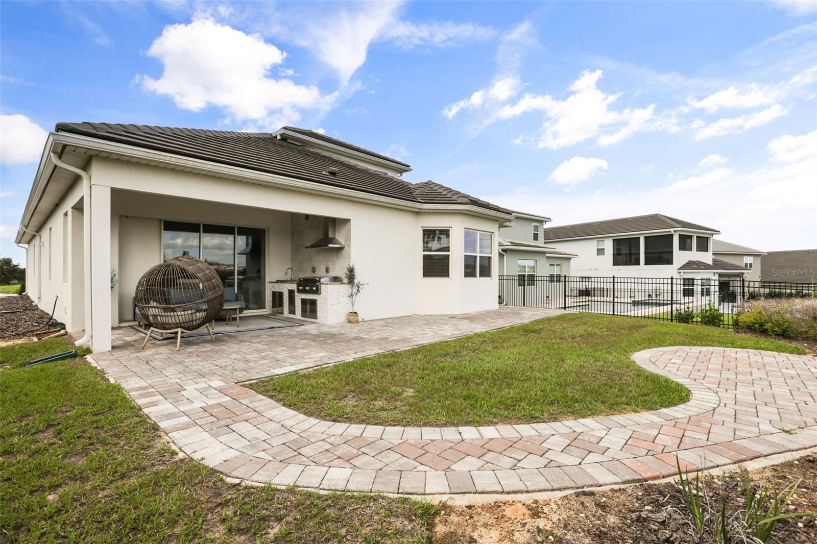 BELLA COLLINA WEST SUB - Residential Lease