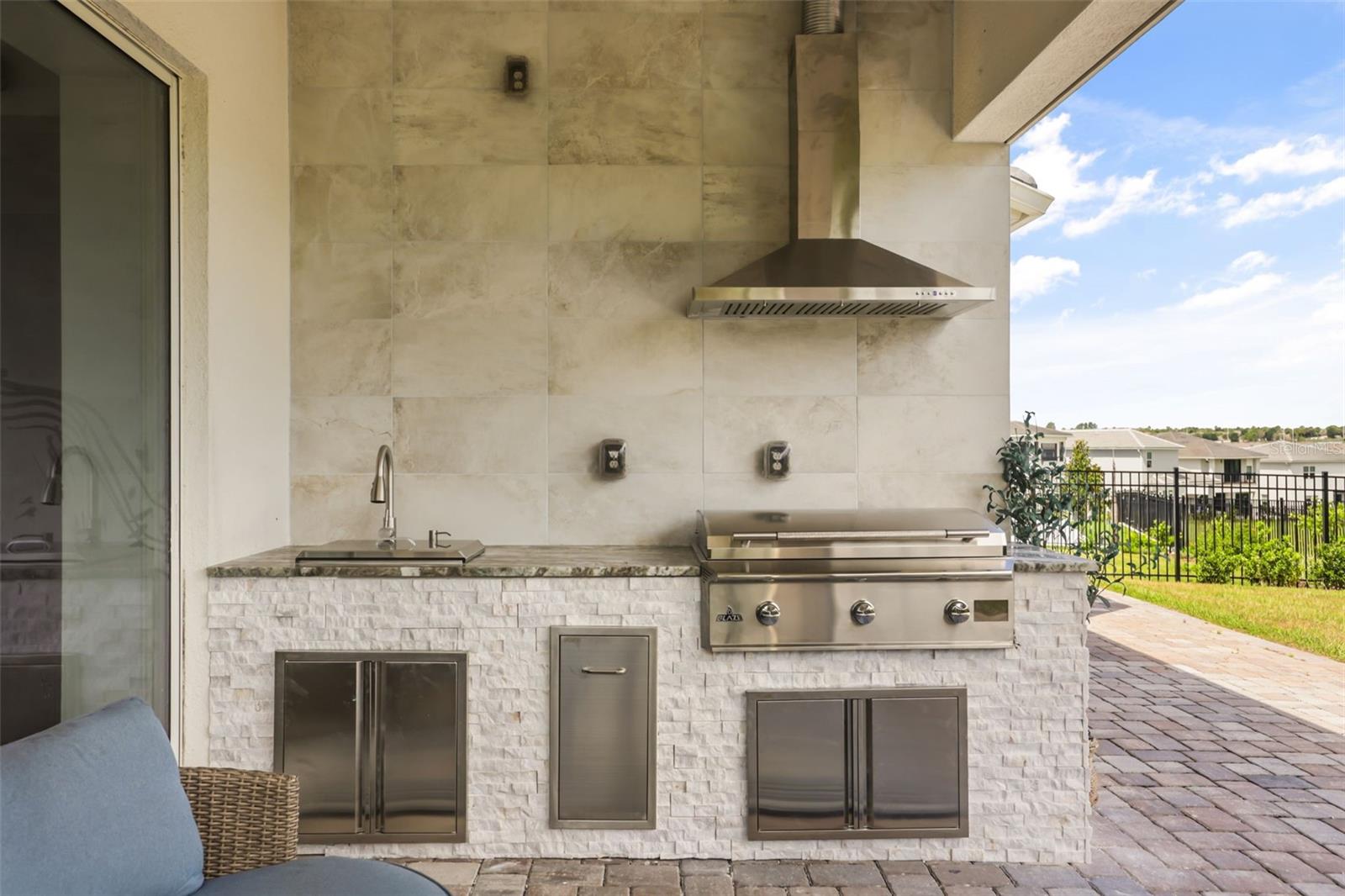 BELLA COLLINA WEST SUB - Residential Lease
