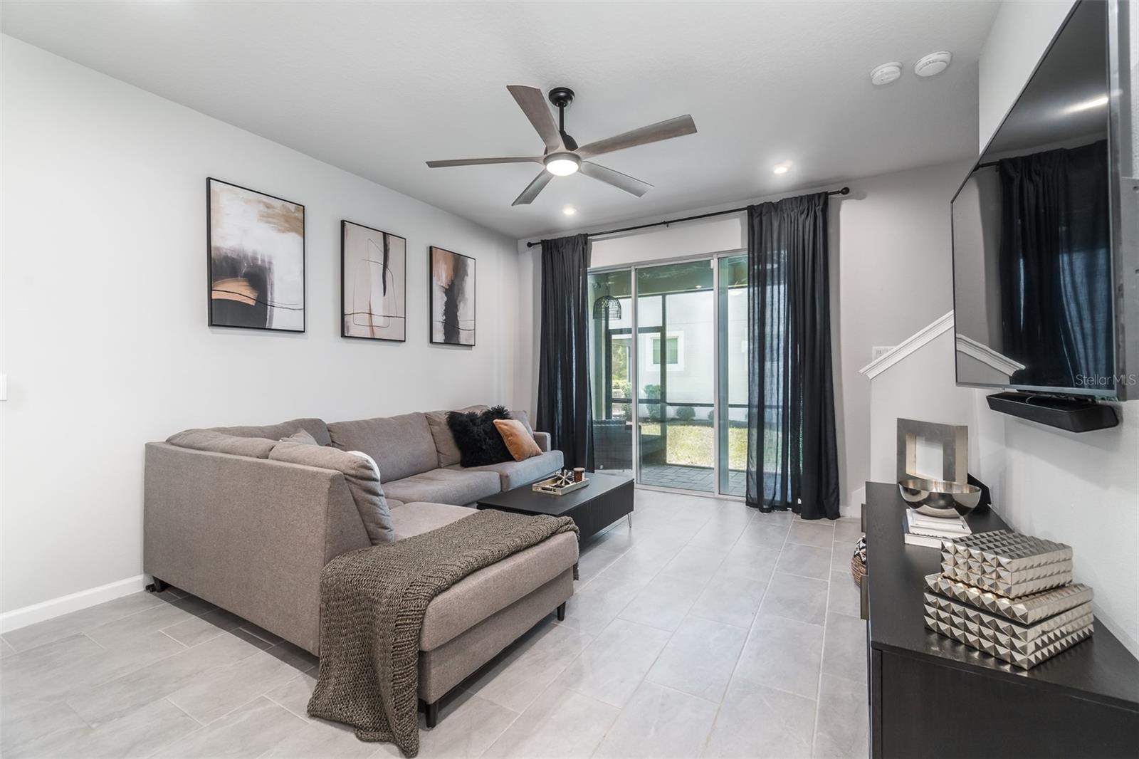 CITRON GROVE - Residential