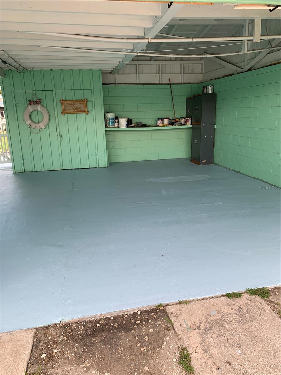 VENICE PARK SUB - Residential Lease