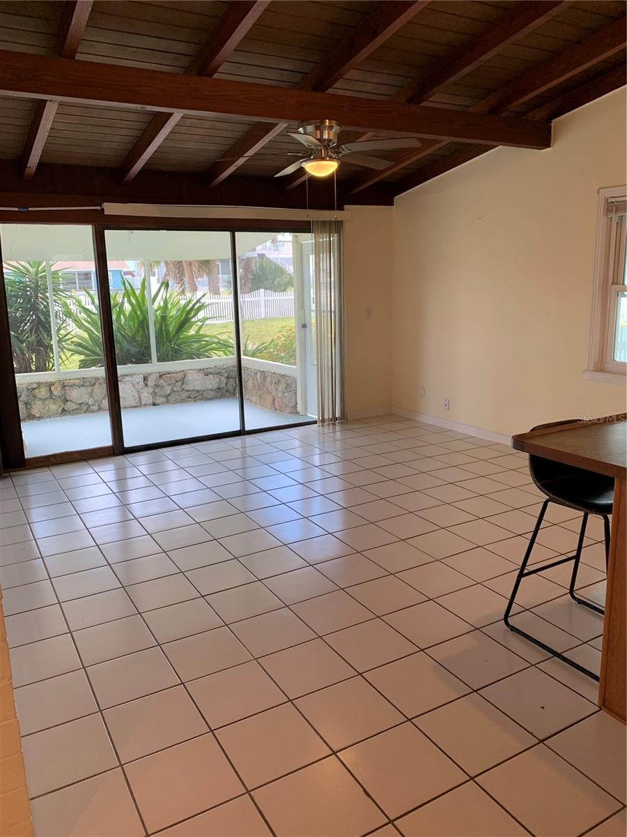 VENICE PARK SUB - Residential Lease