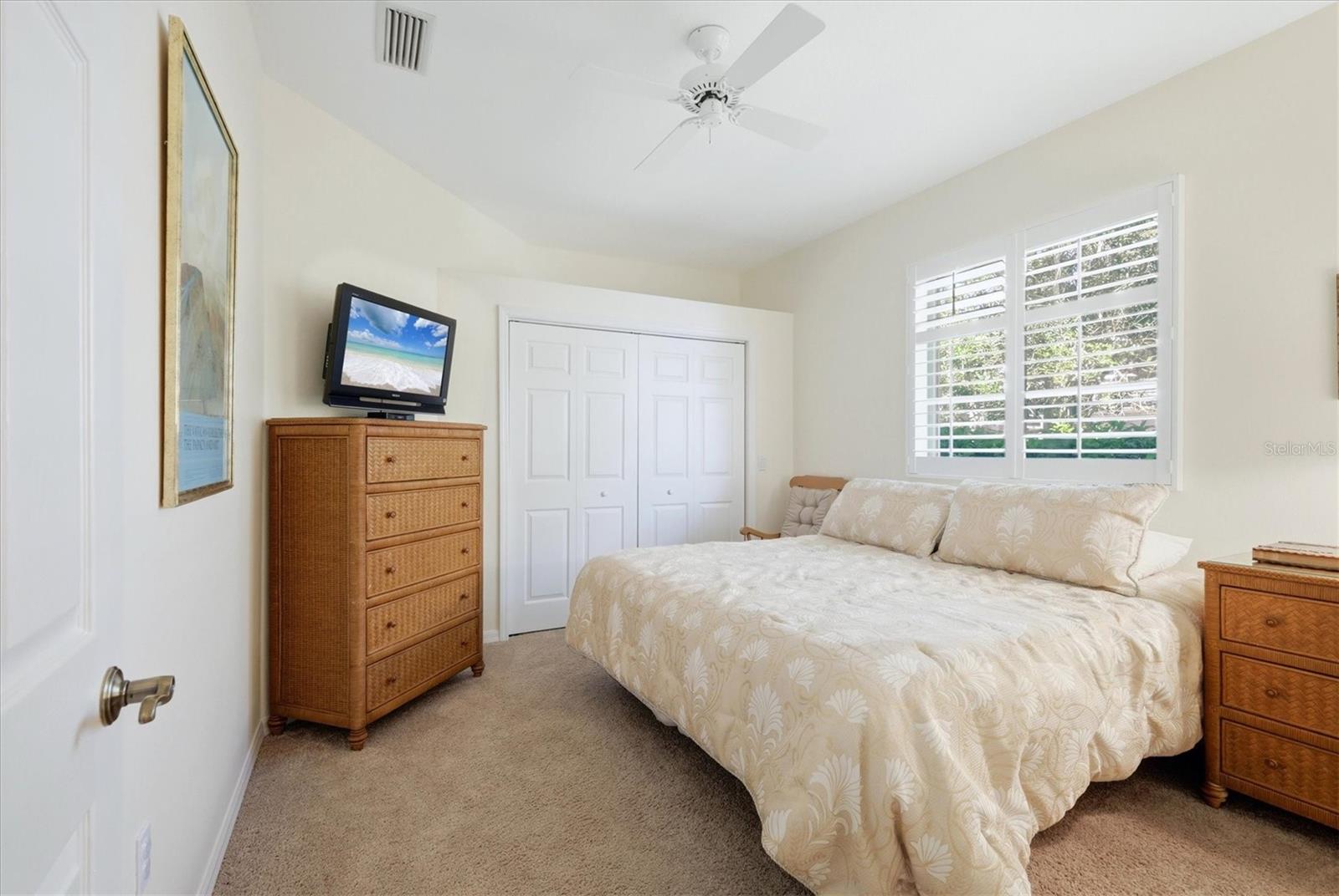 CALUSA LAKES - Residential