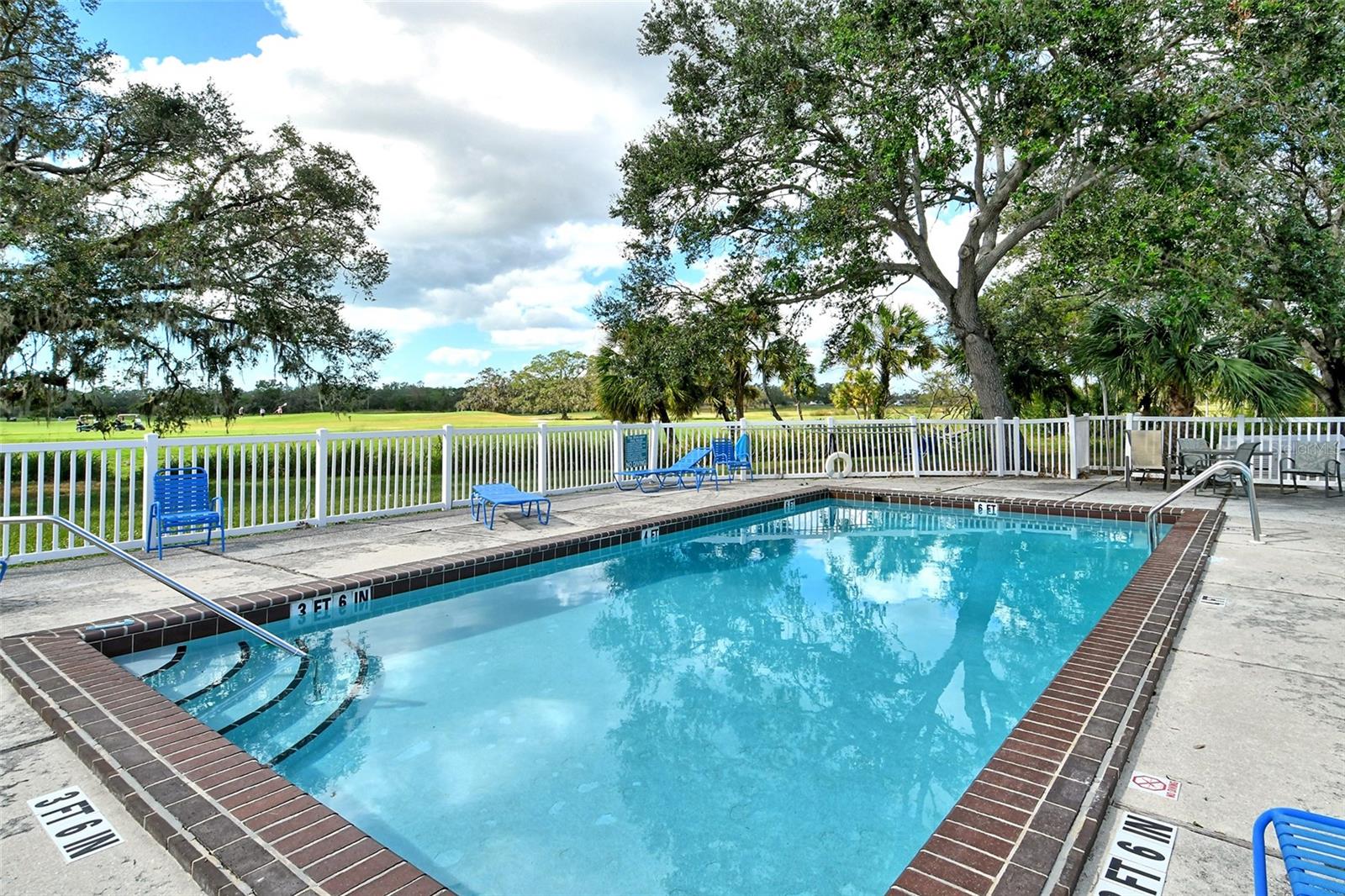 BROOKSIDE - Residential