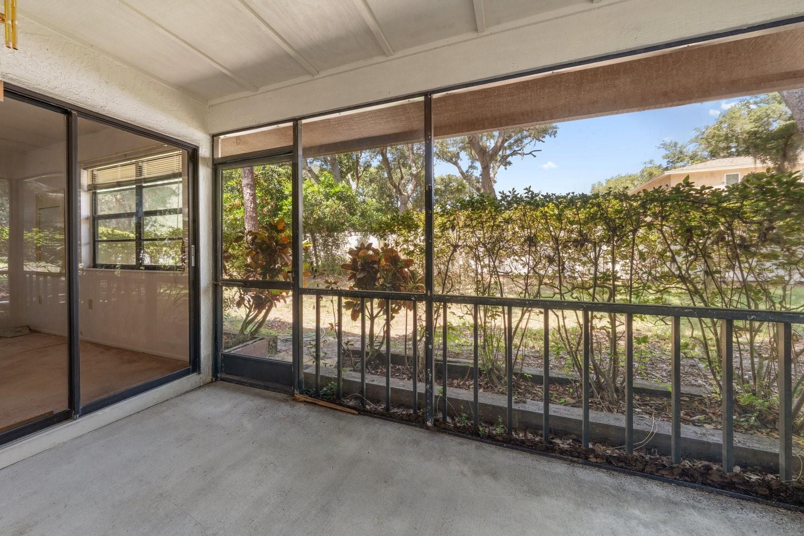 STRATHMORE GATE-EAST - Residential