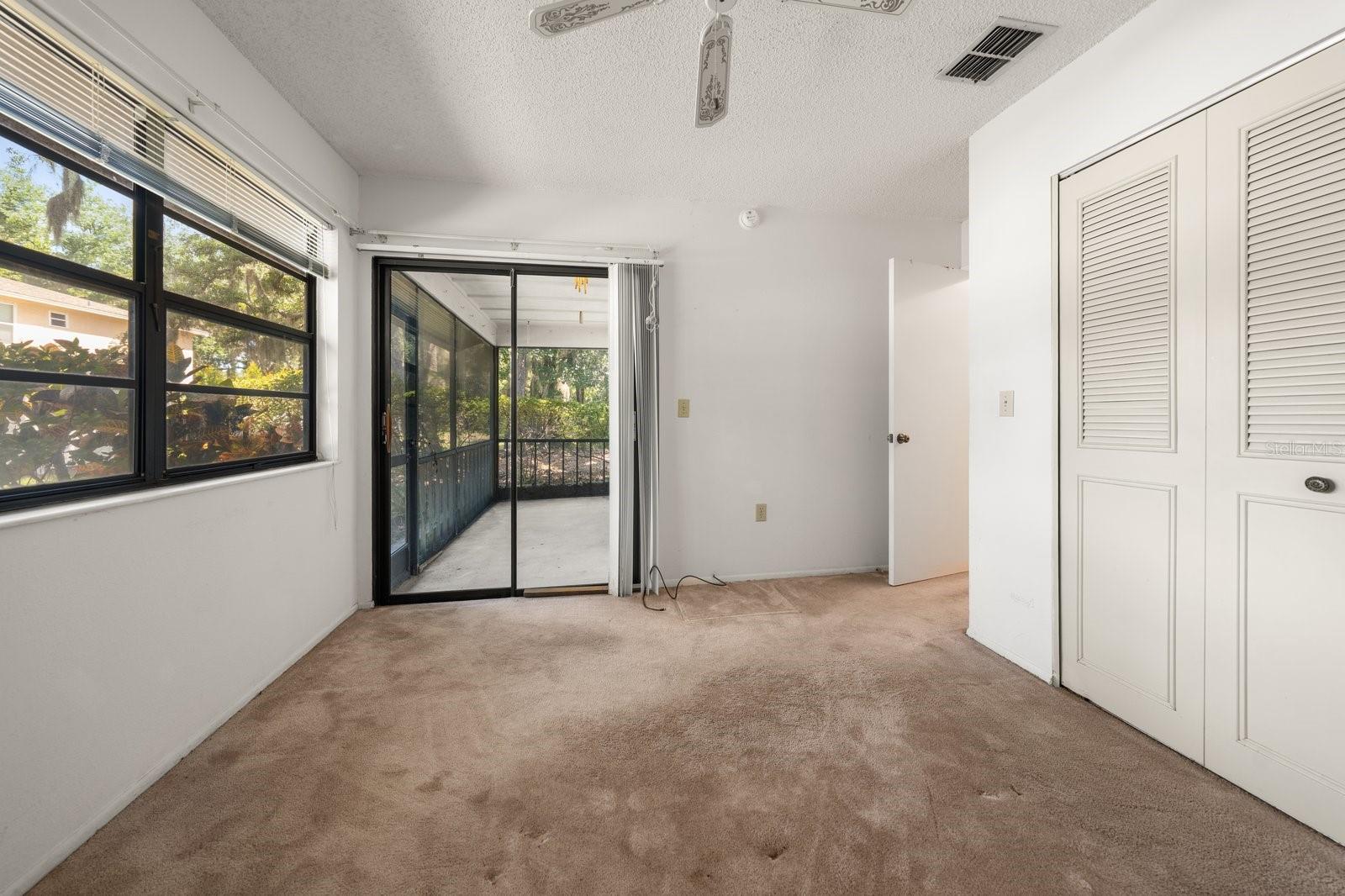 STRATHMORE GATE-EAST - Residential