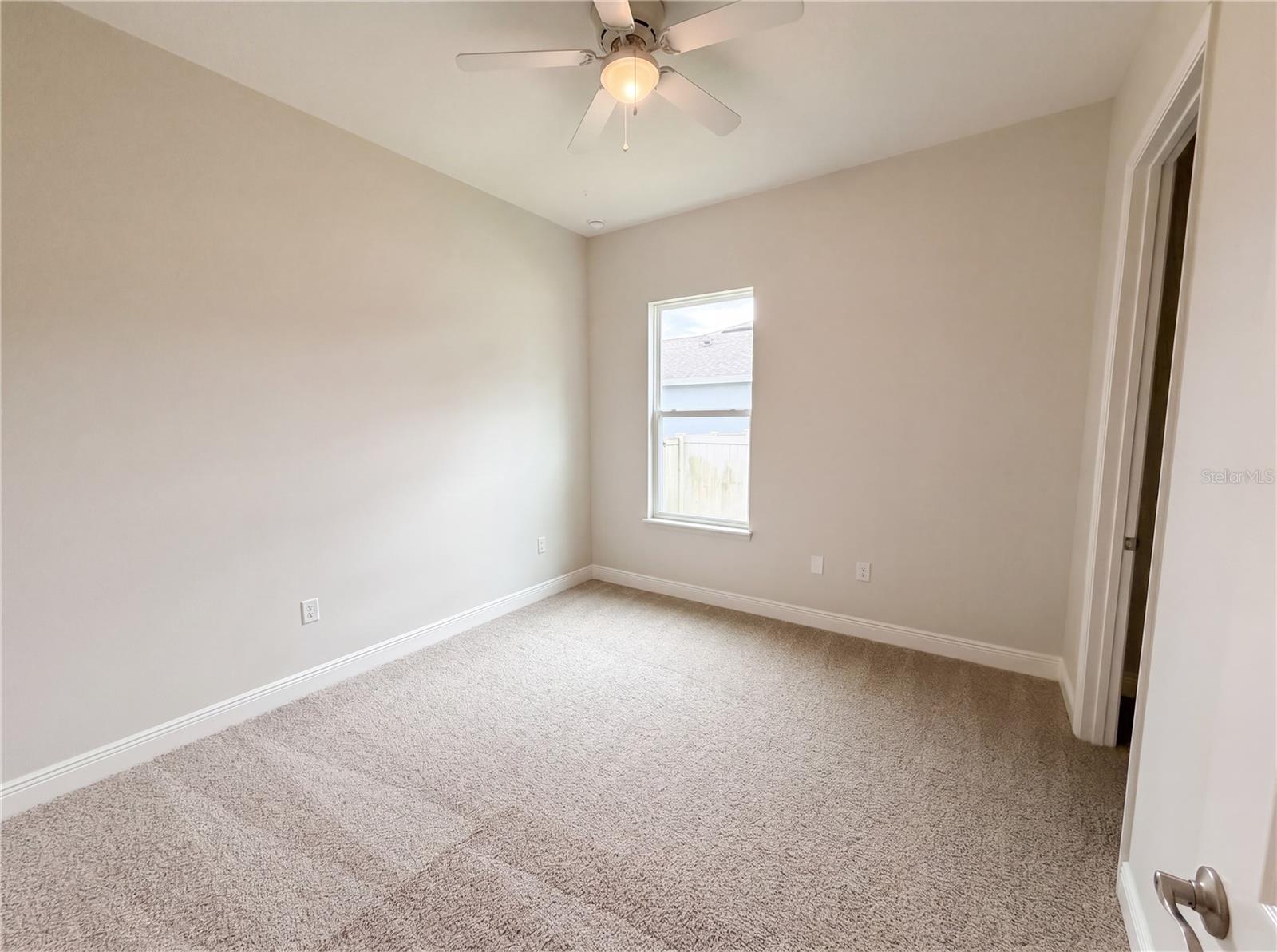 HUNTINGTON DOWNS - Residential