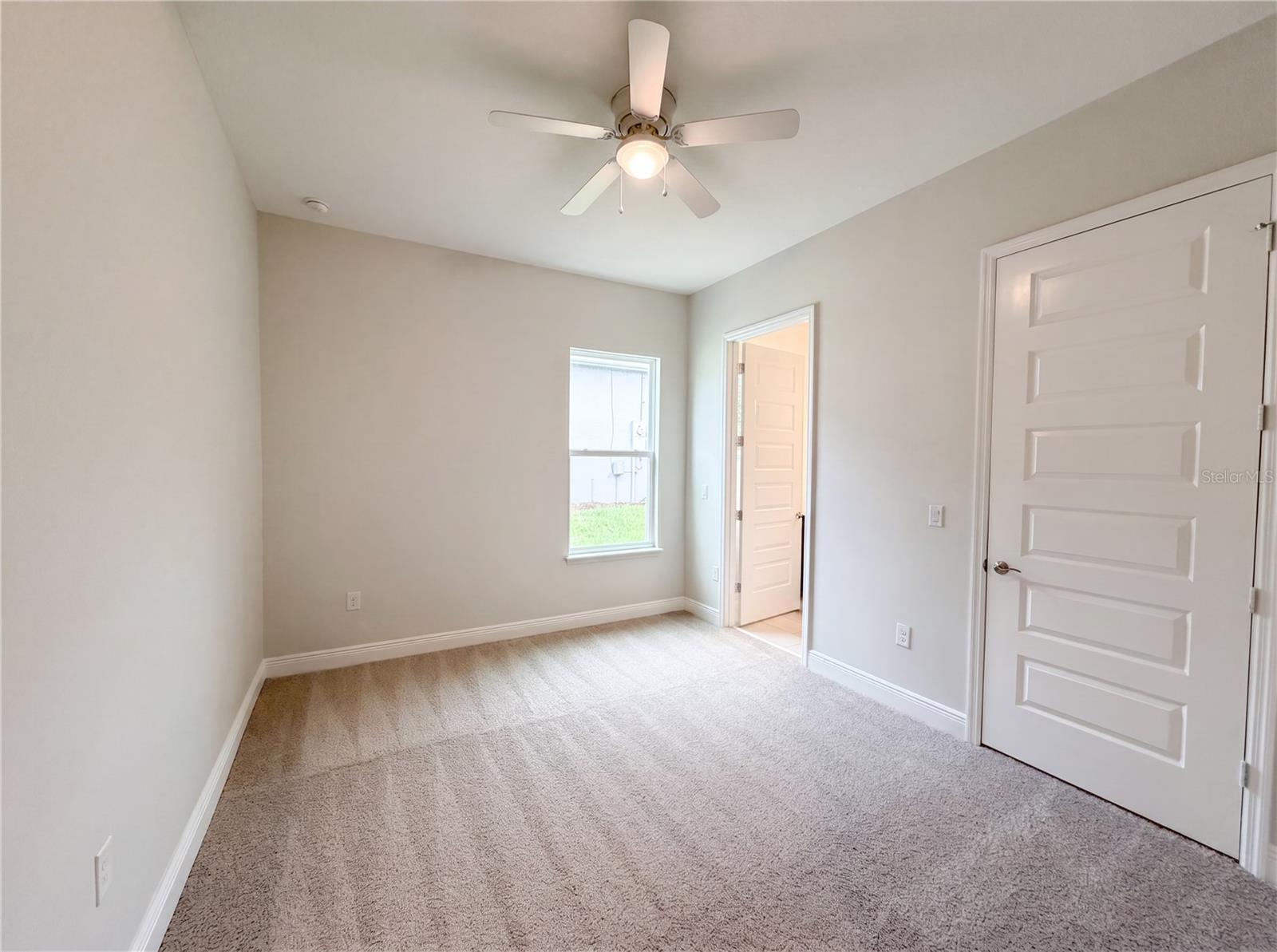 HUNTINGTON DOWNS - Residential