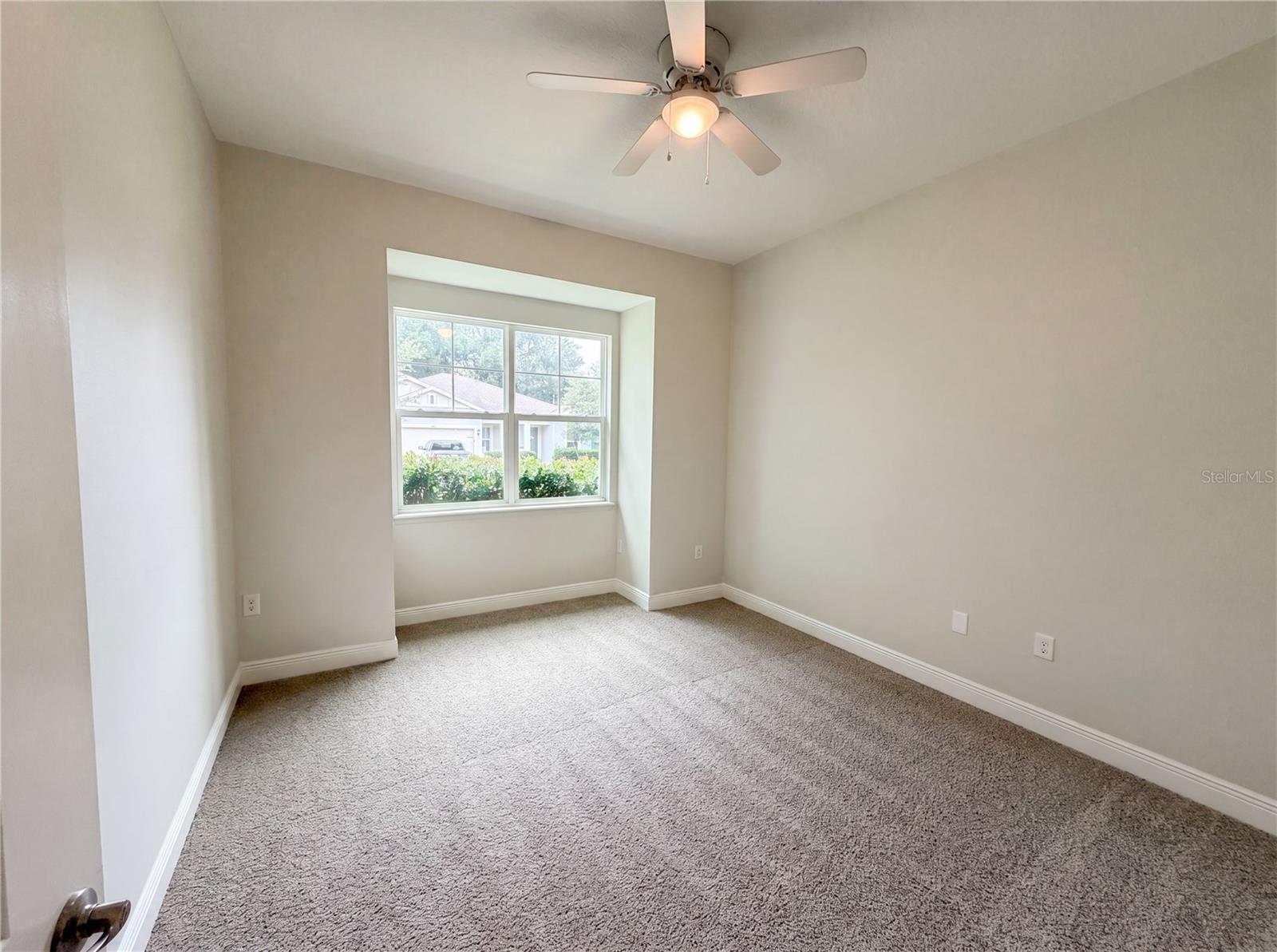 HUNTINGTON DOWNS - Residential