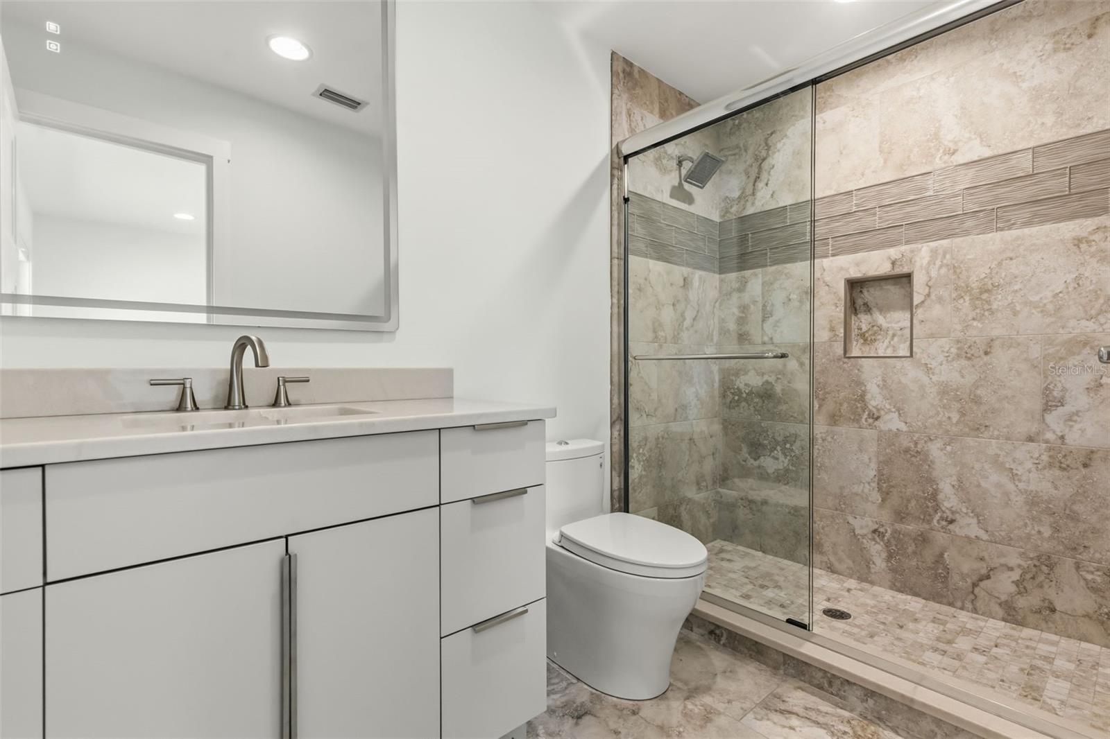 HARBOR HILLS 3RD ADD - Residential