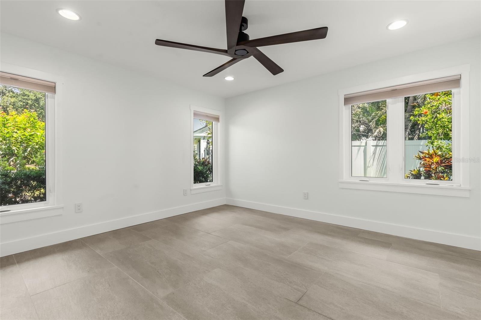 HARBOR HILLS 3RD ADD - Residential