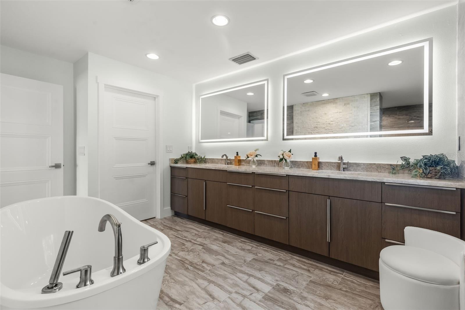 HARBOR HILLS 3RD ADD - Residential