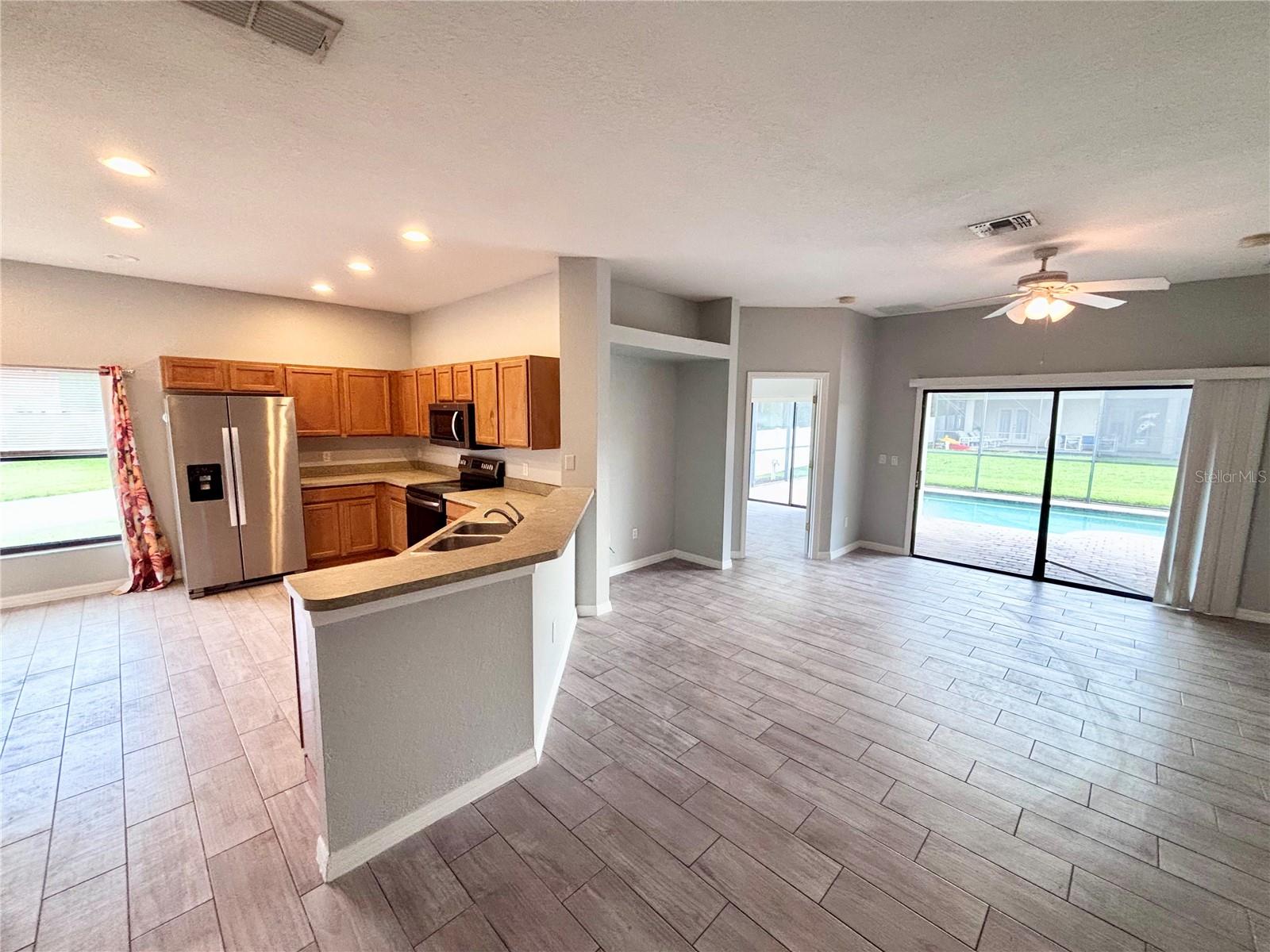 HIGH GROVE UNIT 01 LT 01 PB 50 PG 19-20 - Residential Lease