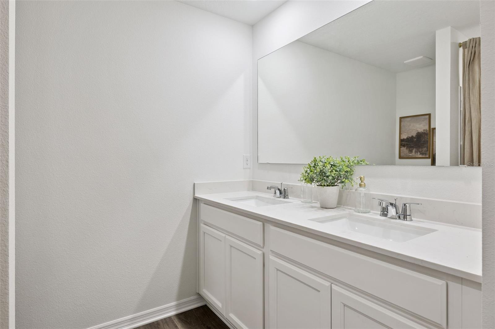 WYNNSTONE - Residential