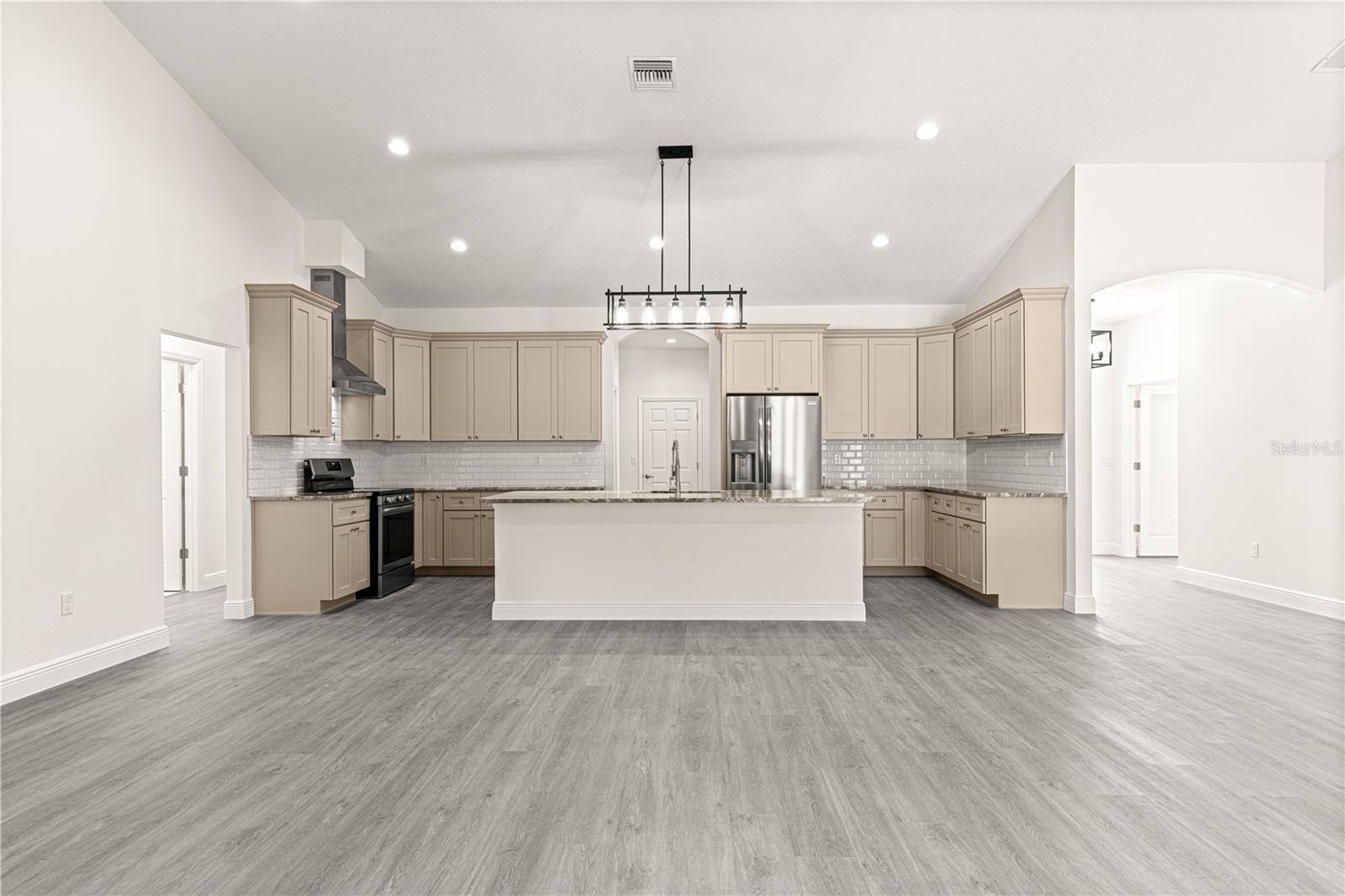 ROLLING HILLS UNIT 1 - Residential