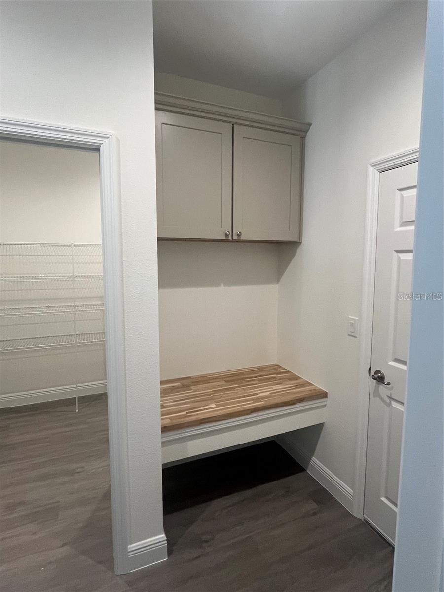 ROLLING HILLS UNIT 1 - Residential