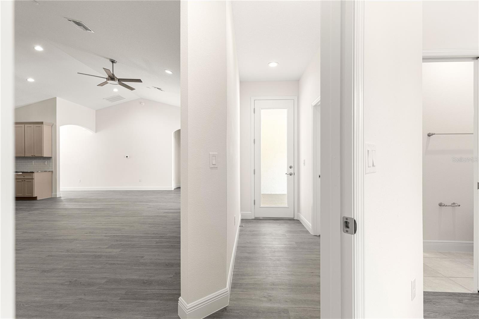 ROLLING HILLS UNIT 1 - Residential