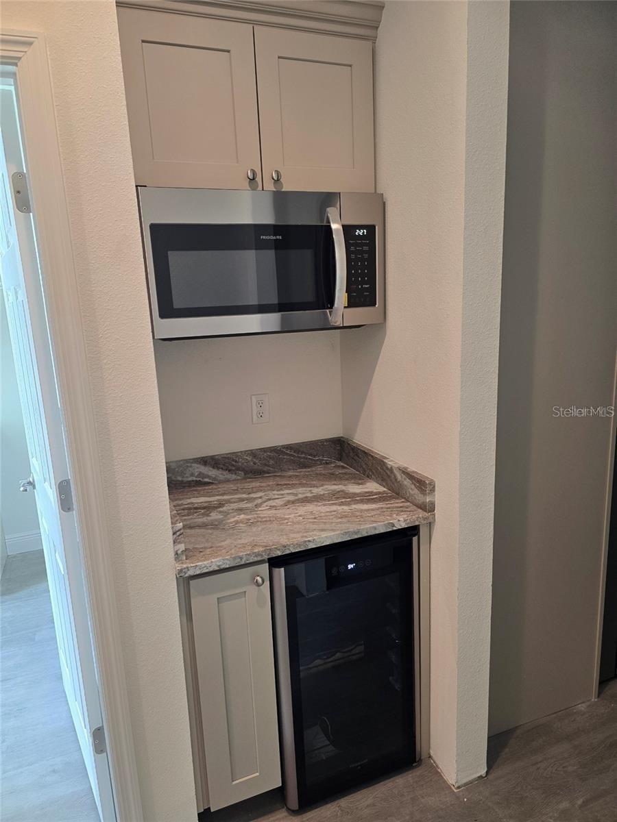 ROLLING HILLS UNIT 1 - Residential