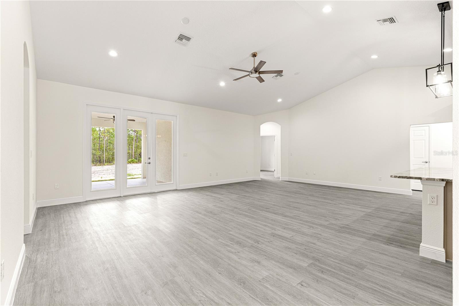 ROLLING HILLS UNIT 1 - Residential