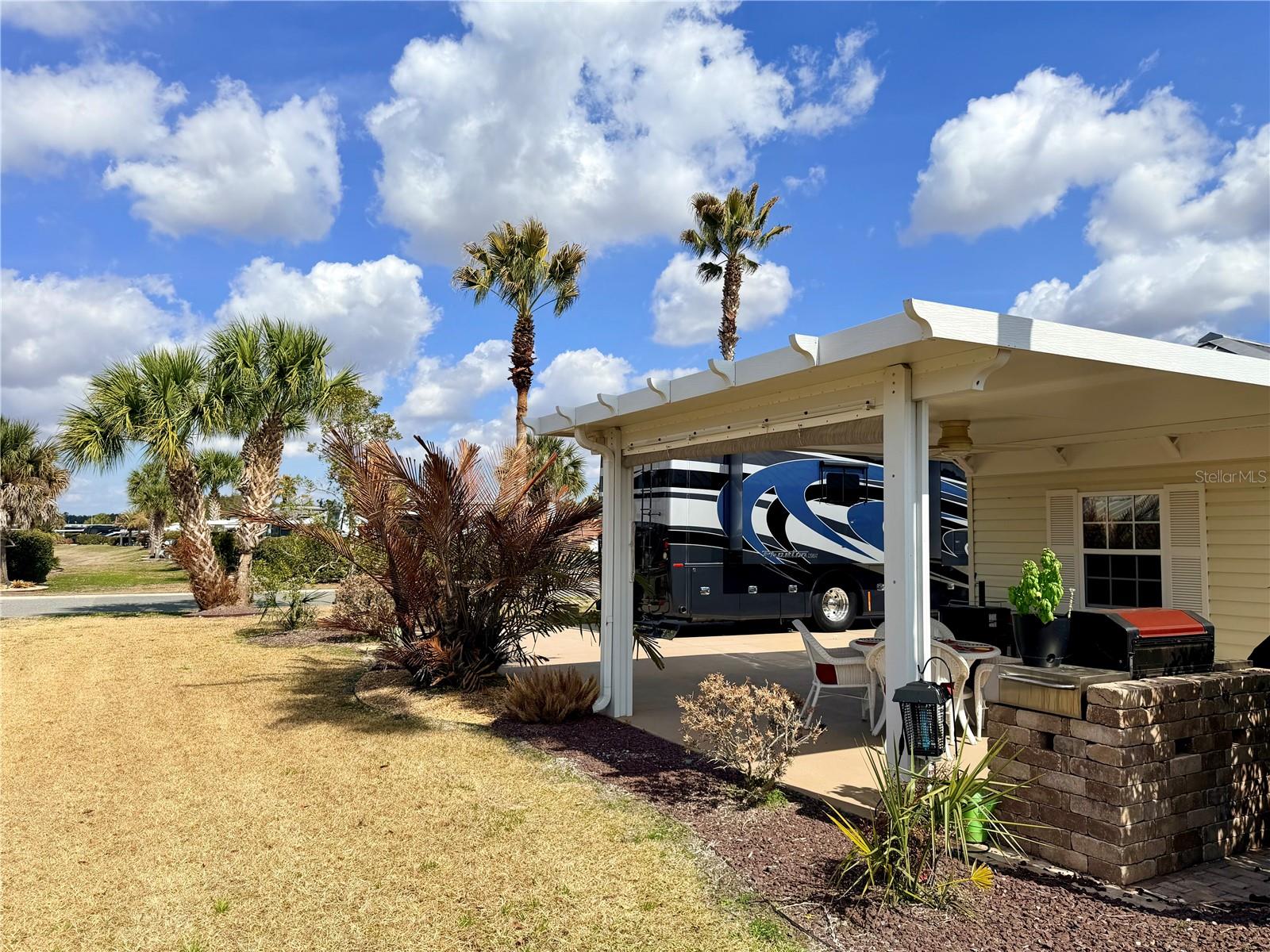 FLORIDA GRANDE MOTOR COACH RESIDENCE - Land
