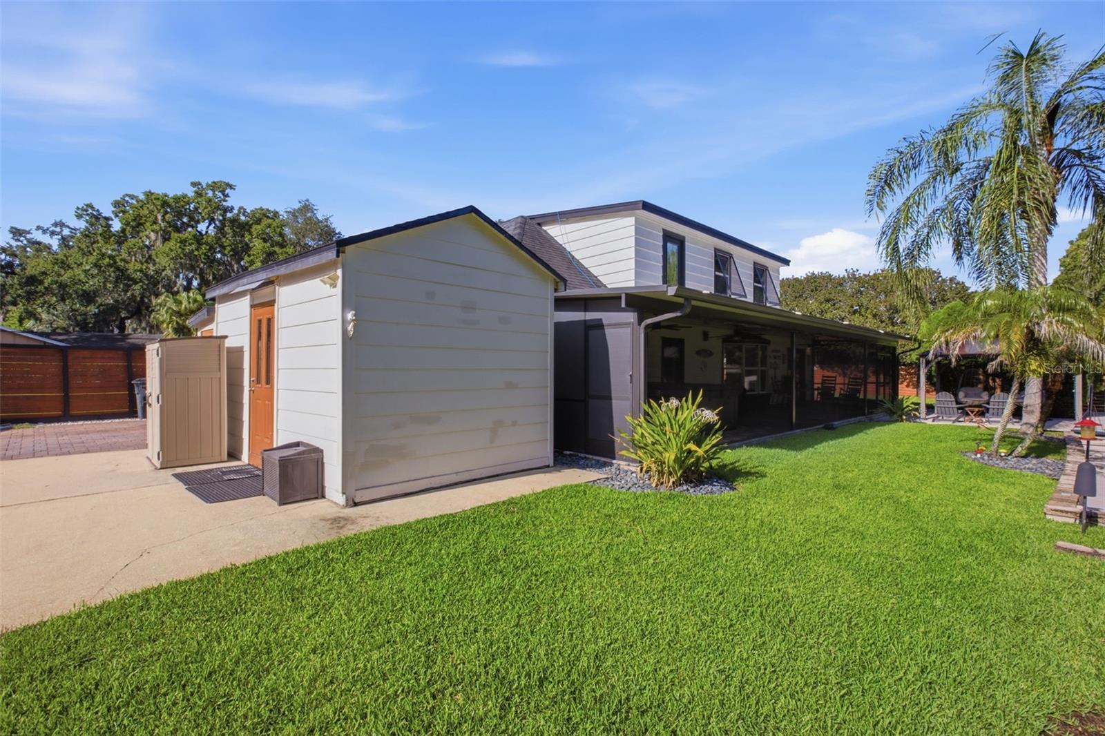MANDALAY SHORES - Residential