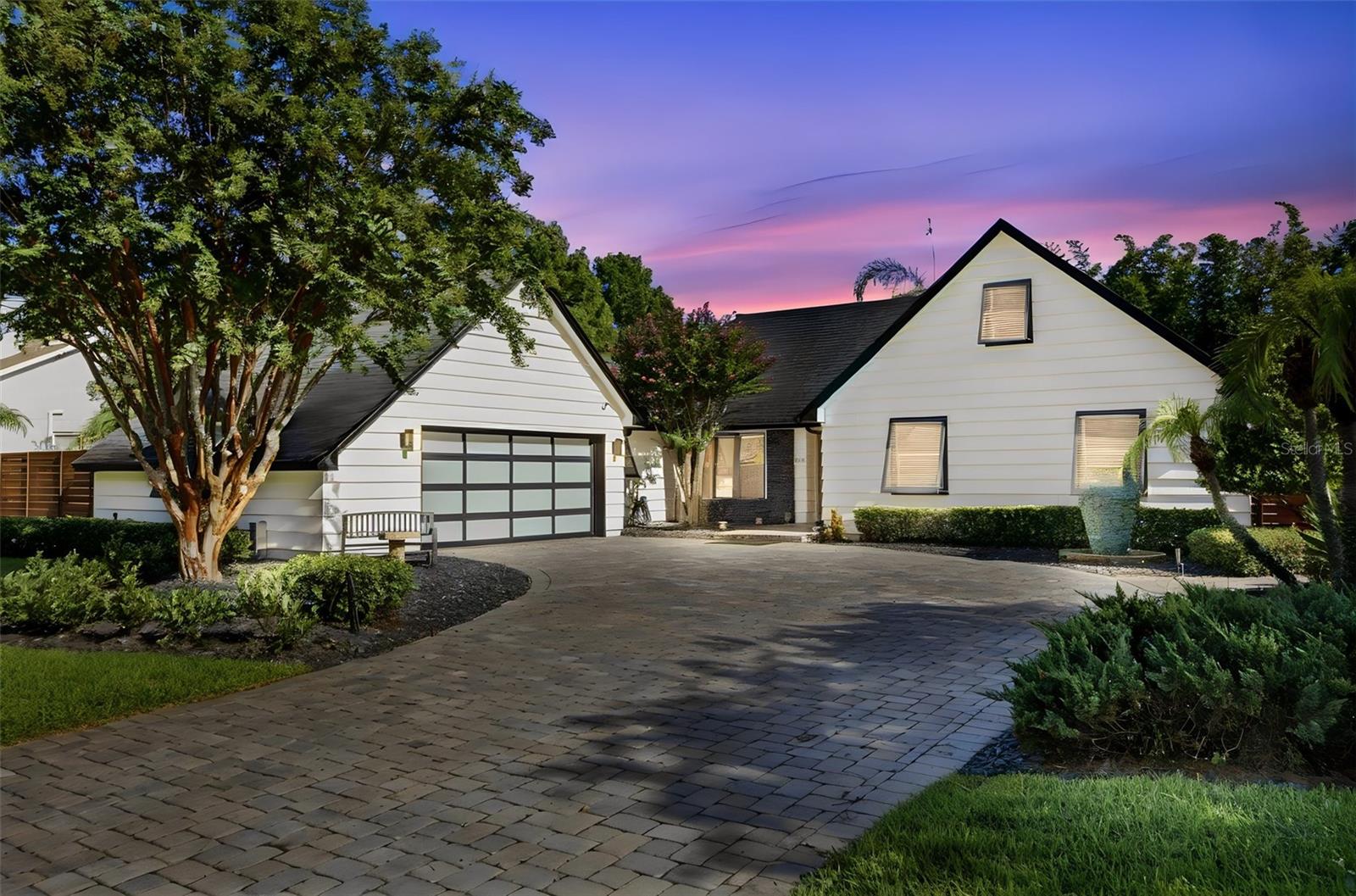 MANDALAY SHORES - Residential