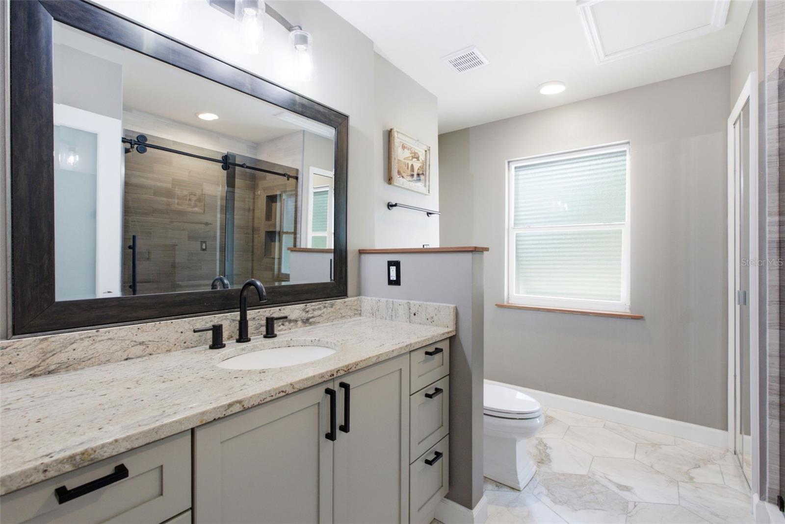 MANDALAY SHORES - Residential
