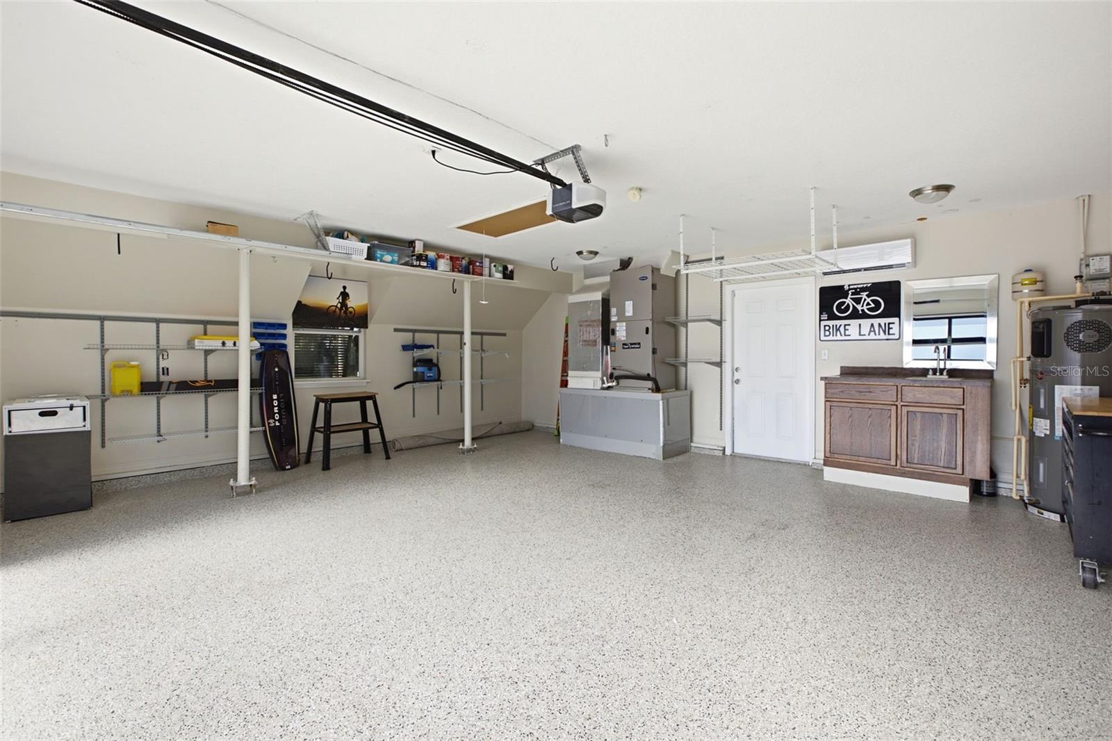 MANDALAY SHORES - Residential
