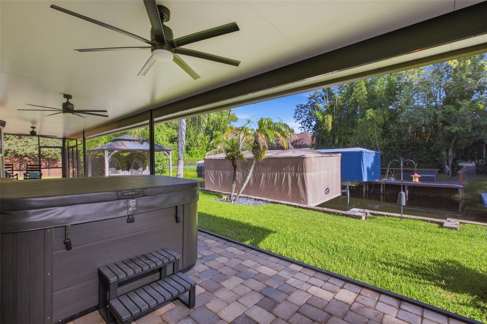 MANDALAY SHORES - Residential