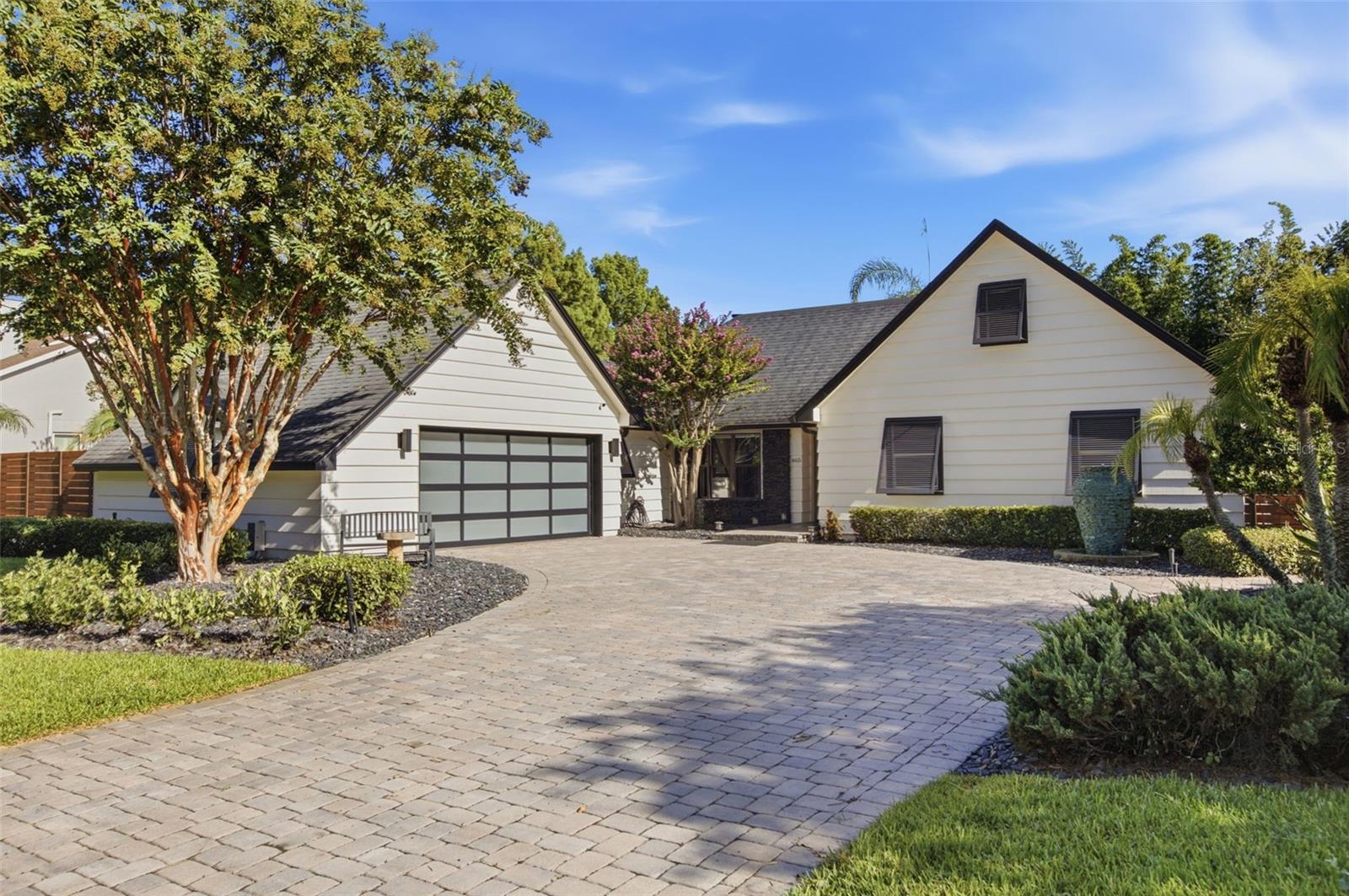 MANDALAY SHORES - Residential