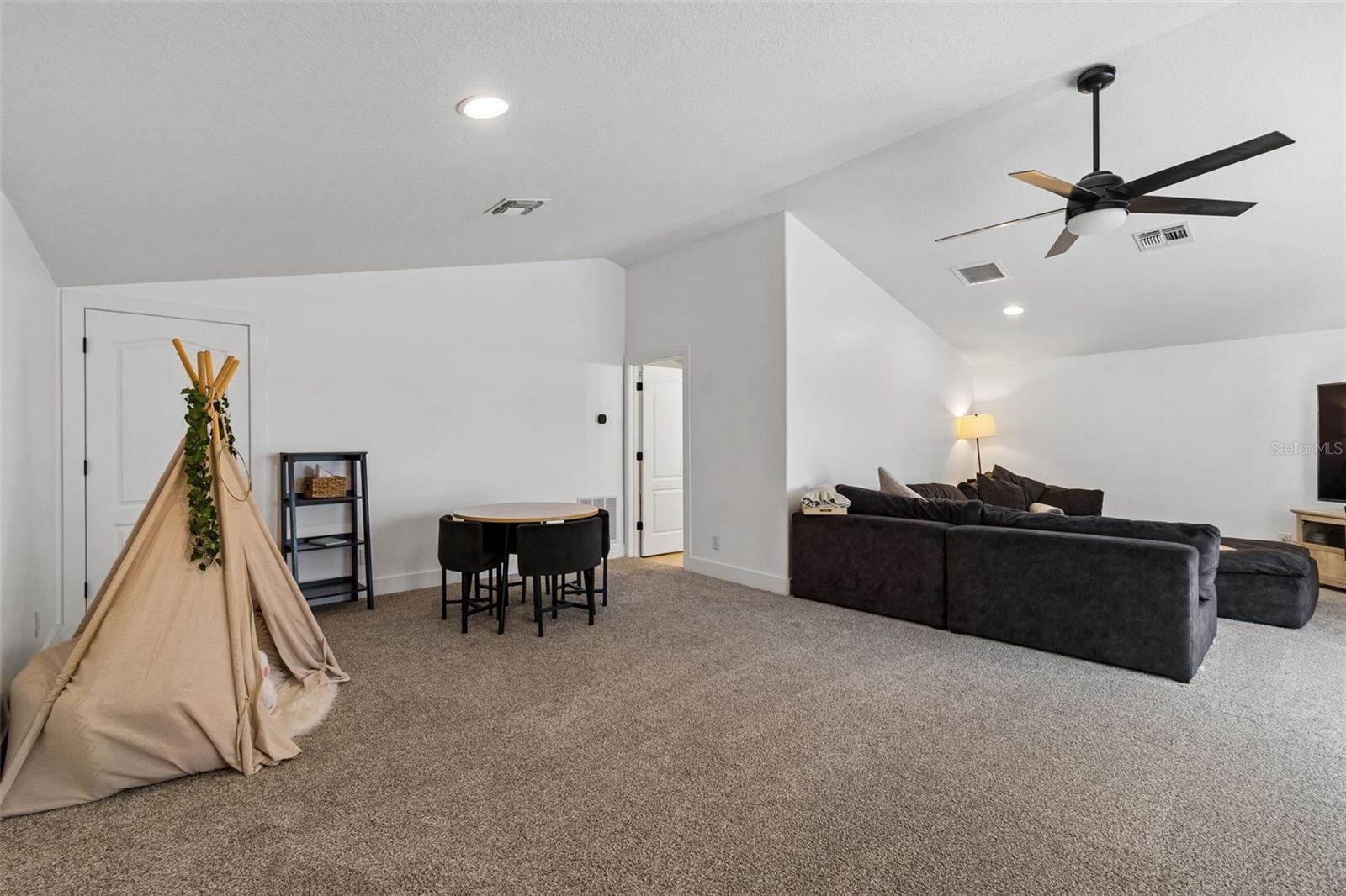 OAKSTEAD PRCL 06 UNIT 01 PRCL 07 - Residential
