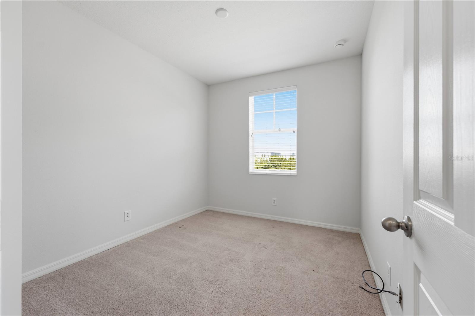BRADFORD MANOR TWNHMS - Residential Lease