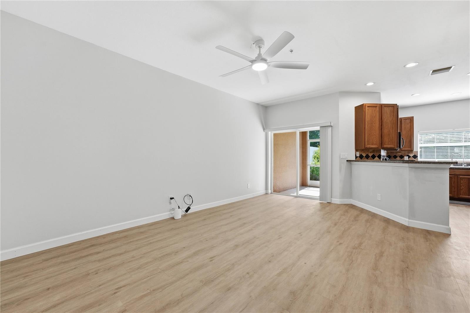 BRADFORD MANOR TWNHMS - Residential Lease