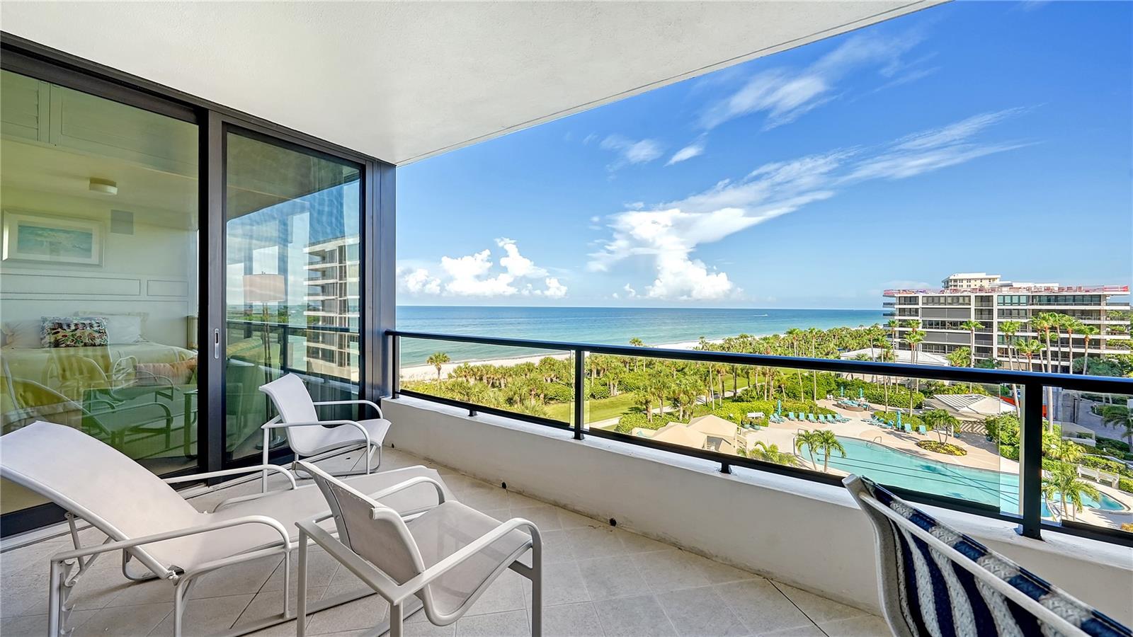SANCTUARY IV - Residential