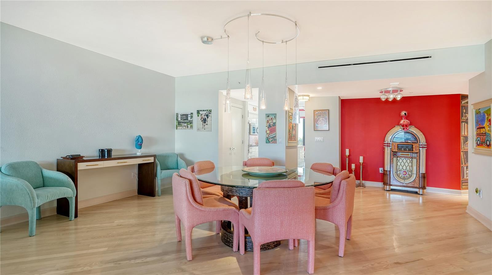 SANCTUARY IV - Residential