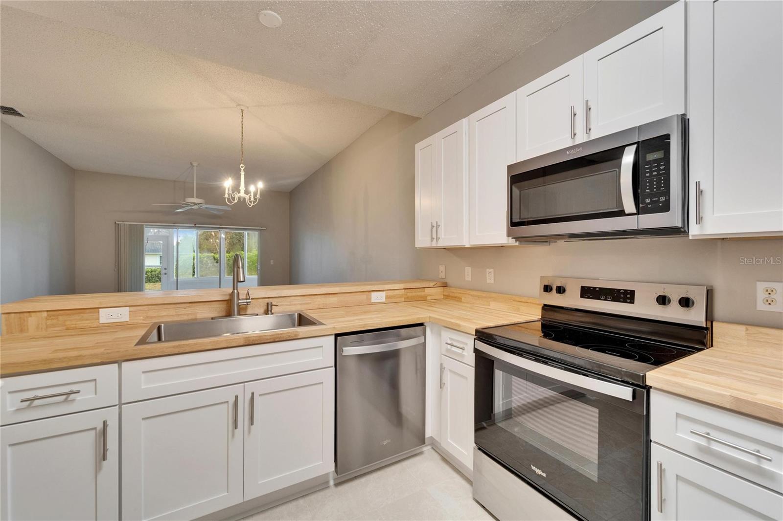 RADISON I CONDO - Residential