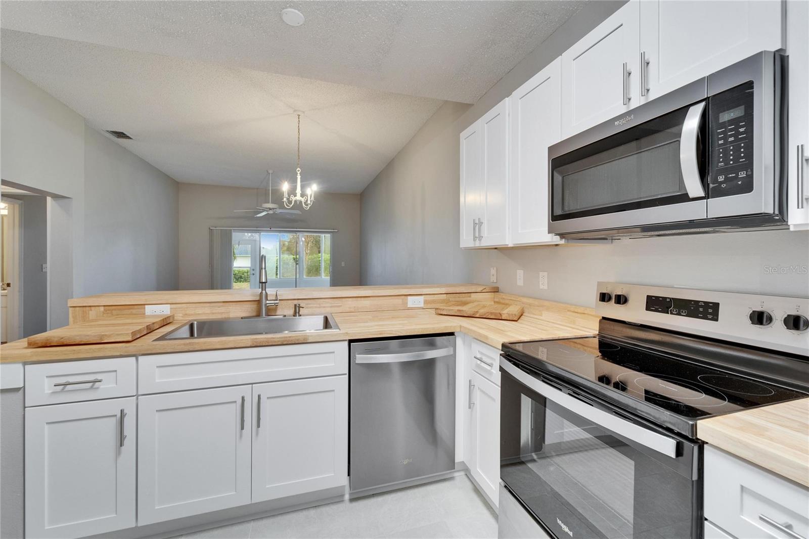 RADISON I CONDO - Residential