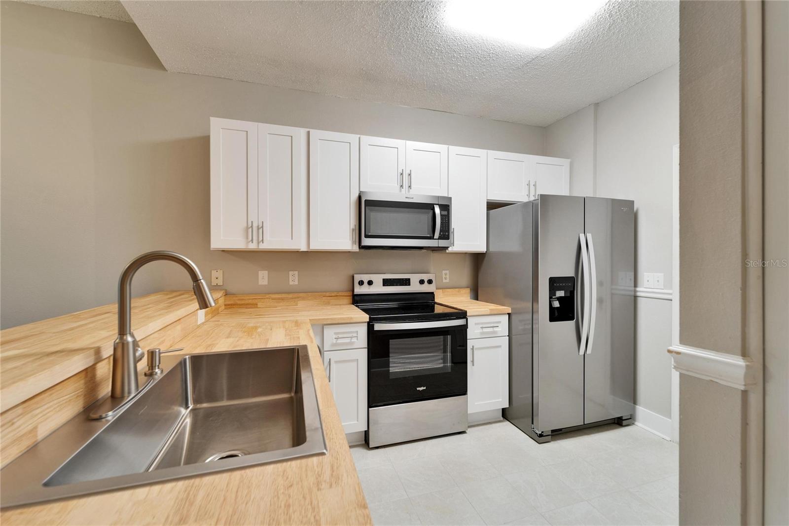 RADISON I CONDO - Residential