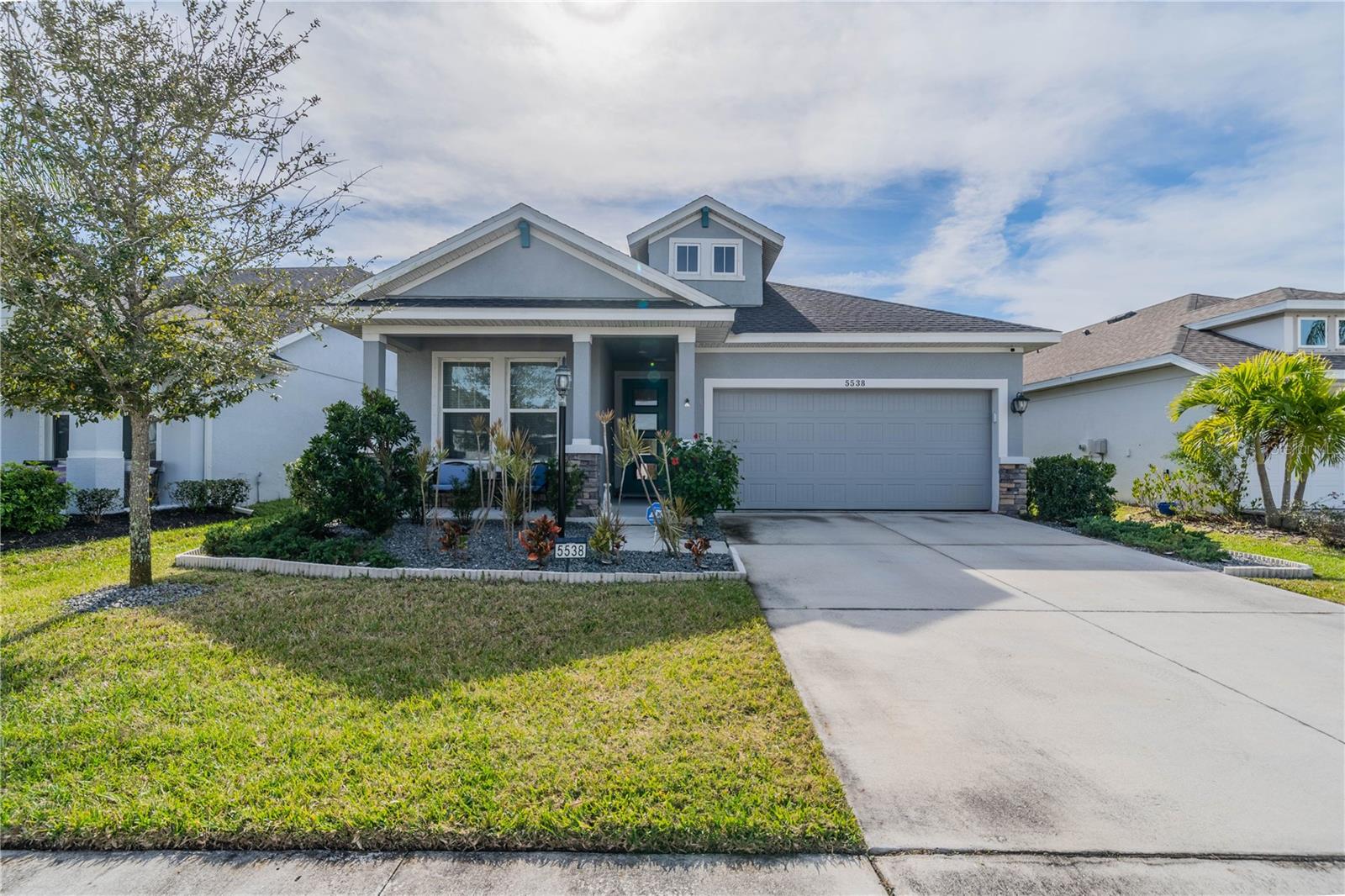 Moss Creek is your own slice of paradise in a boutique, gated community with NO CDD fee, LOW HOA, and close to the
best of Bradenton. This 3-bedroom 2 bath home has all the bells and whistles that you are looking for such as quartz
counter tops, 42” cabinets and stainless-steel appliances. Truly one of the very best highlights of this community is its
location, everyday conveniences are within easy reach, close to the area’s top-rated schools and just minutes from
numerous shopping and dining options, like University Town Center and Ellenton Premium Outlets. Relax and spend the
day at the community pool & cabana or have a picnic in our open green space. Conveniently located just 30 minutes
from some of the best spots on the Gulf Coast like Anna Maria Island and Siesta Key. The luxury continues in the
spacious owners suite that leads into a double sink restroom and large walk-n shower and closet, large kitchen island
for entertaining guests and open floor plan.