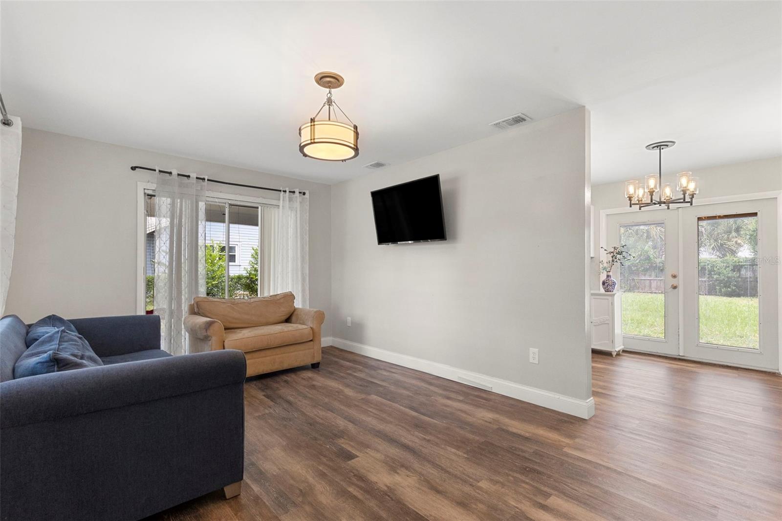 DEMOREST - Residential