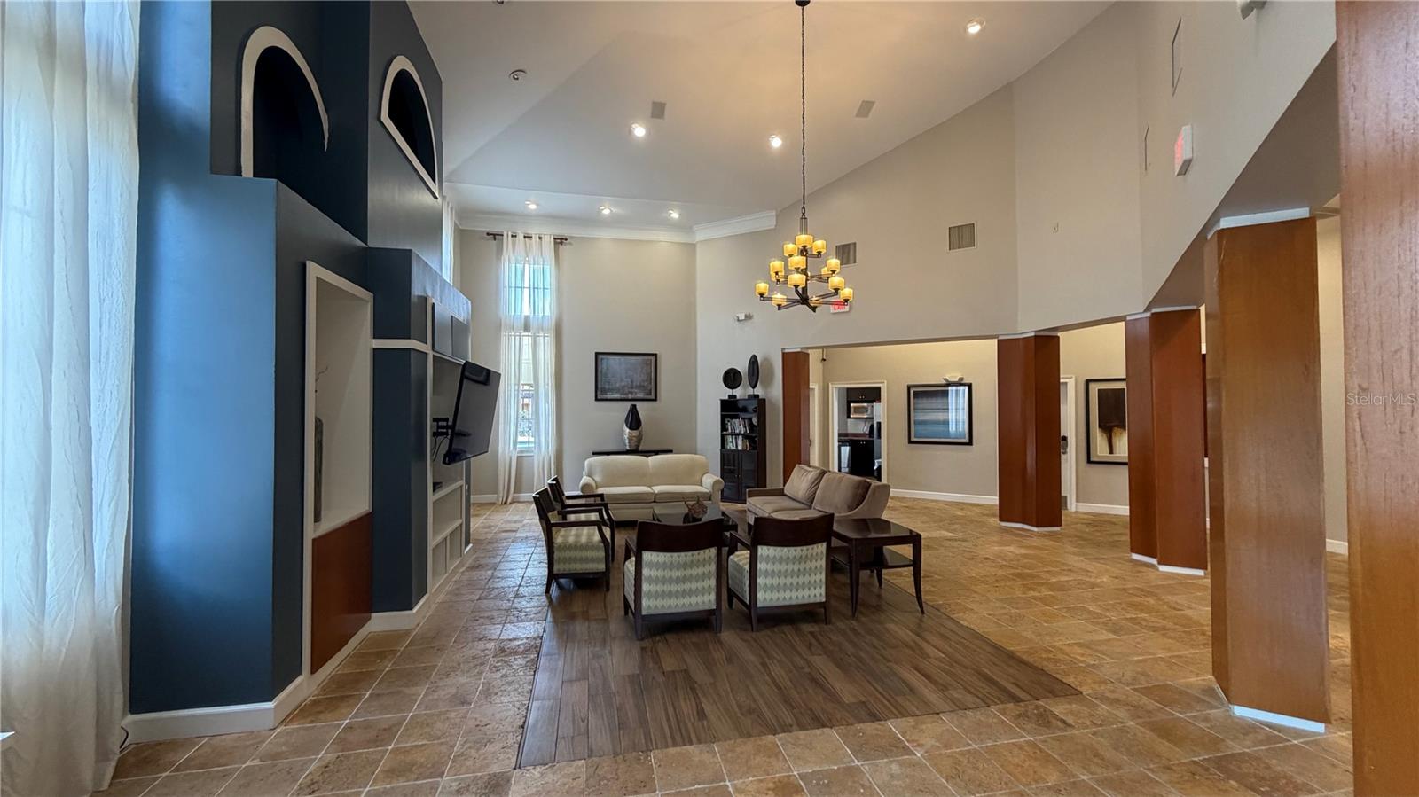 MIRABELLA CONDO - Residential