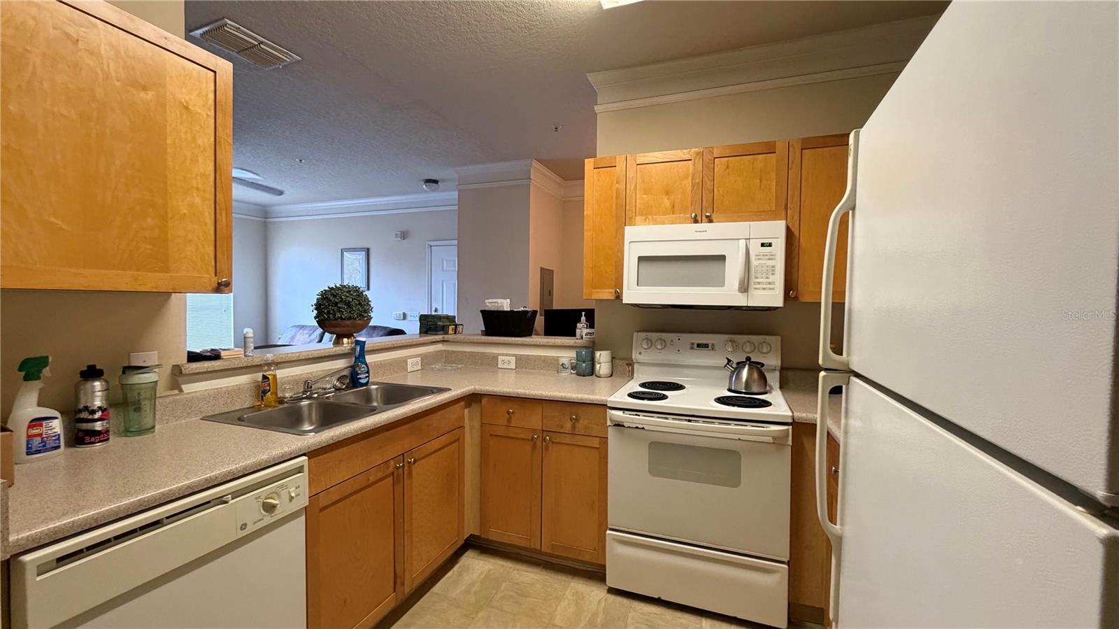 MIRABELLA CONDO - Residential
