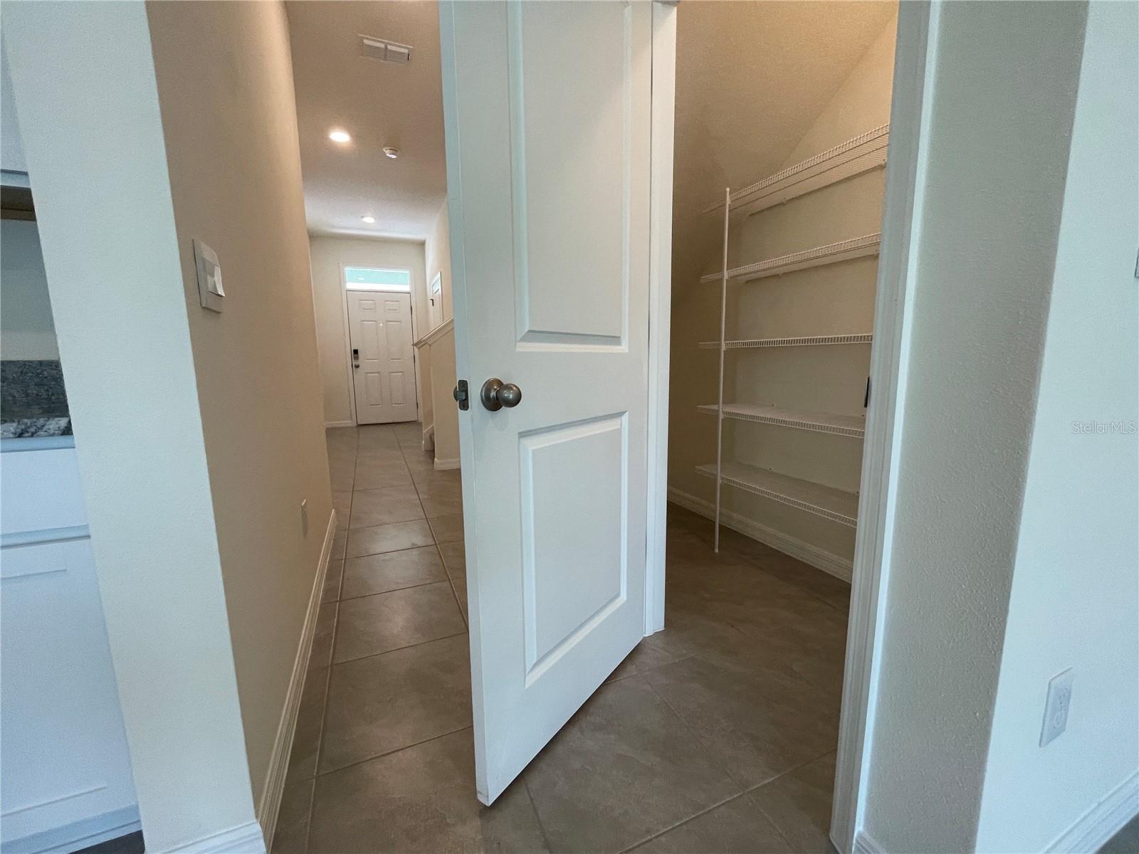 ANGELINE - Residential Lease