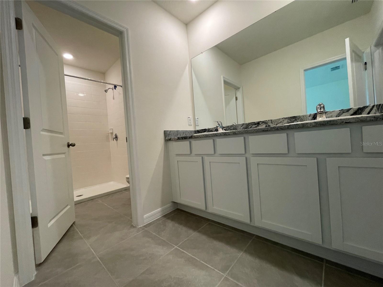 ANGELINE - Residential Lease