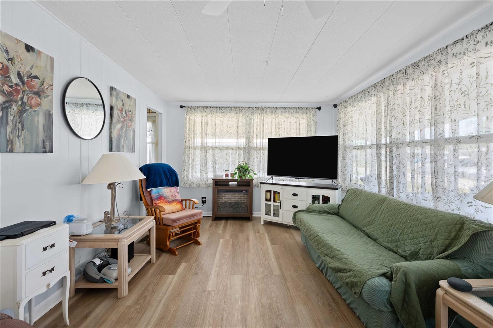 BETMAR ACRES - Residential